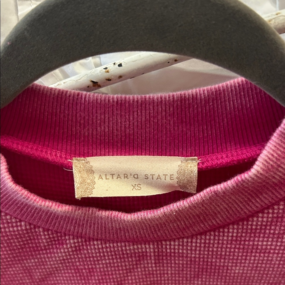 Altered State Universal Thread Magenta Ruffle Sle… - image 2